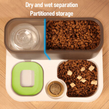 Sicherer Futterspender mit Wasserspender