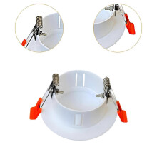 (Fit 70 to 79mm Hole) Afdekplaat voor plafondgaten van 90-99 mm, met veerklem, vlak PP-oppervlak, geschikt voor gipsplaatreparaties.