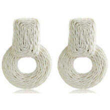 (white) Pendientes de rafia redondos con colgante geométrico, tejidos a mano con paja, estilo bohemio para mujer.