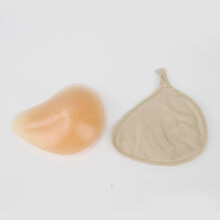 (M, Right (with breast forms)) Silicone Mastectomy Breast Form Left/Right with Protective Cover for Women
