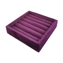(Dark purple style) Przenośna aksamitna tacka na pierścionki, beżowa, 11x11x2,5 cm, do ekspozycji kolczyków i biżuterii w domu i sklepie