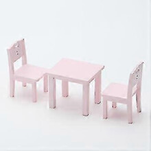 (Pink) Modellmöbelset, handpoliertes Holz, blauer Kindertisch und Stühle für ein Schülerabschlussprojekt