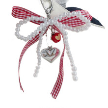 (Pearl bow with apple) Portachiavi con grazioso fiocco e perle per feste e appuntamenti, multicolore.
