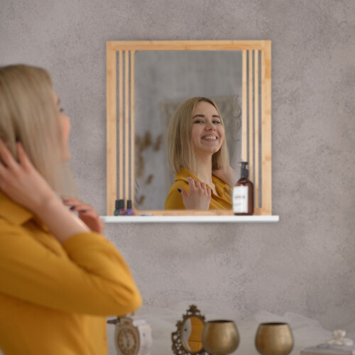 Badkamerspiegel van bamboe met plankje 2