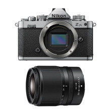 NIKON Z fc + Z 18-140