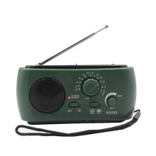 Hand Operated Emergency Radio Solar/3x AAA Battery Powered FM/AM Radio Phone Charger with LED Flashlight Function Green