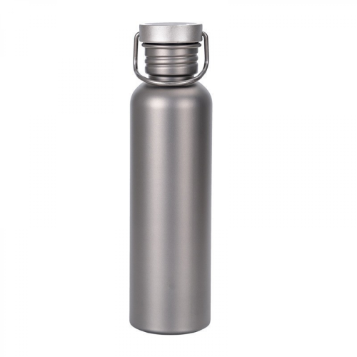 Μπουκάλι νερού τιτανίου 750ml, εξαιρετικά ελαφρύ, αδιάβροχο αθλητικό μπουκάλ