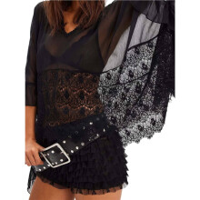 Damesblouse met Doorschijnende Oversized Vleermuismouwen, Kanten en Doorschijnende Mesh-Stof, met Ruches en een Zwierige Boho-Stijl. Zwart M