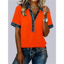 Frauen Kontrast Denim Besatz Kragen Kurzarm Henley V-Ausschnitt Lockere Freizeit T-Shirt Orange-Rot L