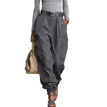 Calça Cargo Feminina com Múltiplos Bolsos, Corte Solto, Pernas Largas, Estilo Casual e Moderno para o Dia A Dia Cinza XXL