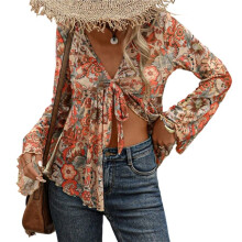 Blusa Feminina Cropped com Decote em V Profundo, Mangas Sino Compridas e Babados Cor Tangerina S