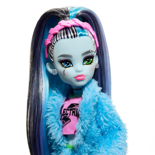 Monster High Creepover Party Frankie 2
