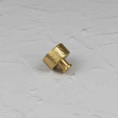 (35mm Knob) Satin Brass Hammered T-Bar Handle & Coordinating Knobs 2