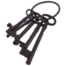 3X Pirate Treasure Chest Keys Set,Key Ring Antique Style,Rustic Cast Iron Skeleton Key Wall Decor, Costume Prop (5 Keys)