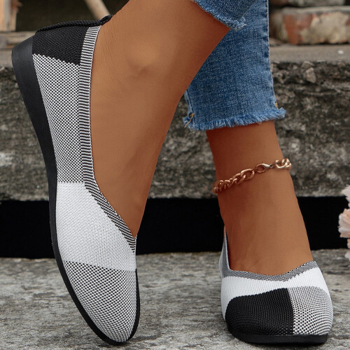 Γυναικεία φλατ παπούτσια με slip-on και φούντες, πλατφόρμα, άνετα