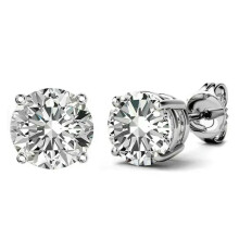 Moissanite solitaire oorknopjes van sterling zilver, D VVS1