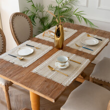 Linnen placemats met kwastjes, wasbaar, geïsoleerd, set van 1