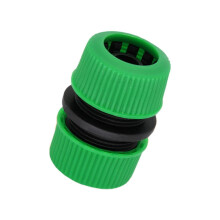 Raccord de tuyau d'arrosage en plastique vert Ă 4 points pour l'irrigation de jardin