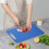 Πλαστική σανίδα κοπής με ενσωματωμένο μύλο και αντιολισθητικές οπές ανάρτησης 4