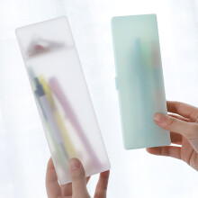 Tooloflife etui van mat wit, halfdoorzichtig