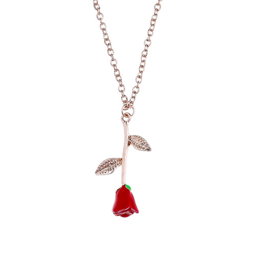 Colar com pingente de rosa dourada para mulheres 1