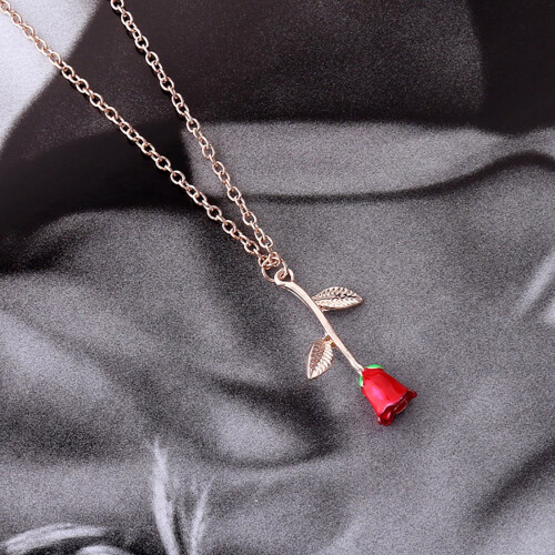 Colar com pingente de rosa dourada para mulheres 2