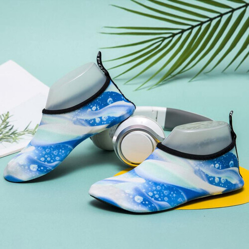 Water Shoes for Kids Blue Size 3.5-4 1