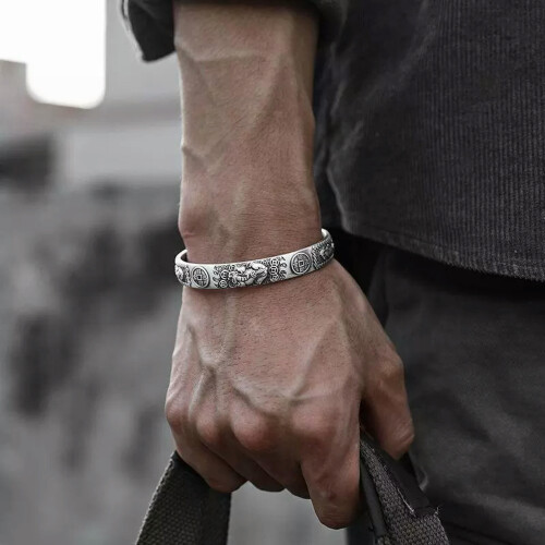 Pulseira masculina vintage aberta em prata de lei