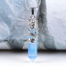 Collana con ciondolo chakra esagonale in quarzo naturale e opale