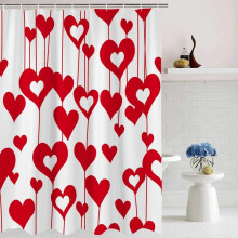 Cortina de chuveiro para o Dia dos Namorados com estampa de coração em vermelho e branco.