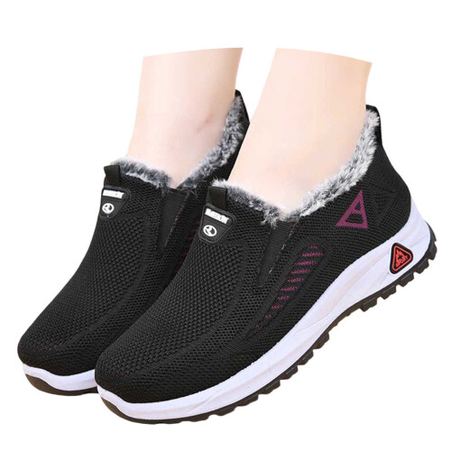 Women's Slip-On Snow Boots Black Size 6.5 2