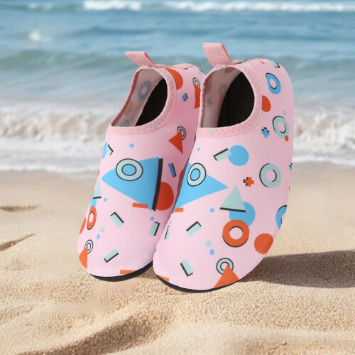 Kids Water Shoes Light Pink Size 7.5-8 1