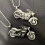 Colar Hip-Hop com Pingente Giratório de Motocicleta Branco 3