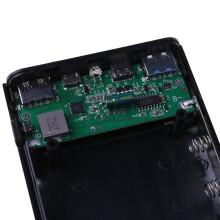 USB Type-C PD Power Bank Box for 4x 18650 Batteries with