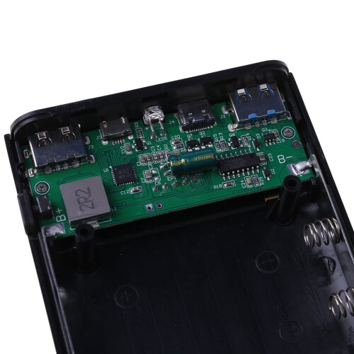 USB Type-C PD Power Bank Box for 4x 18650 Batteries with