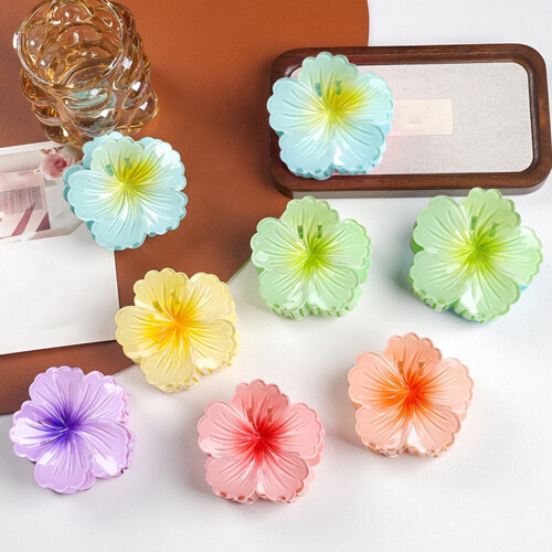 Flower-Shaped Hair Clip Gradient Pink 1 Piece 1