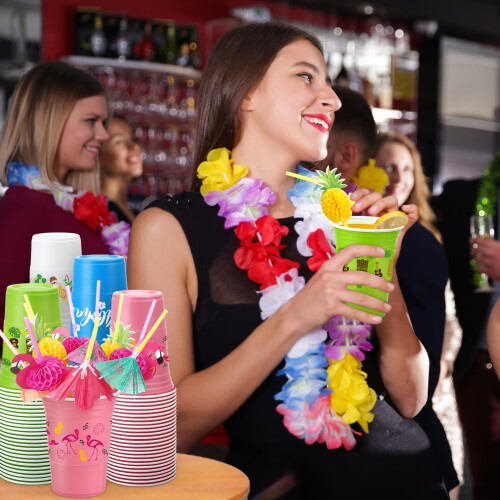 Disposable Plastic Cups with Lids and Straws 100 pcs 2