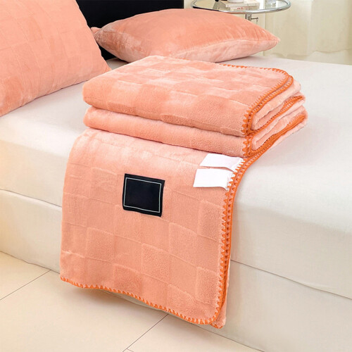 Velvet Checkered Throw Blanket 150x200 cm