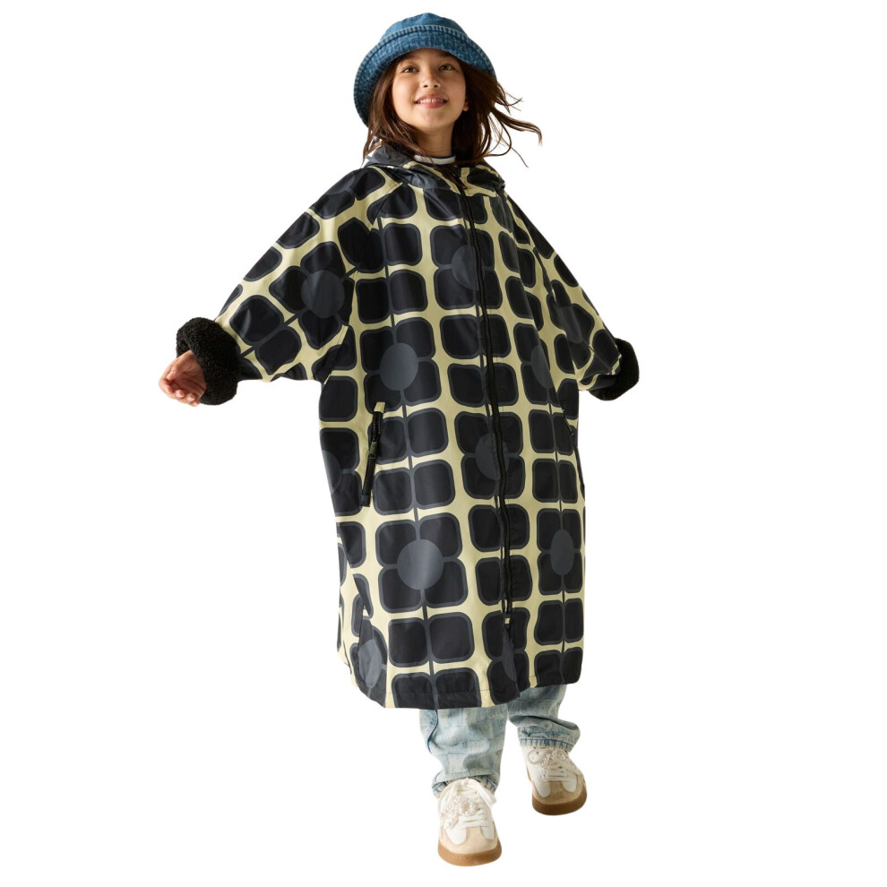 Regatta (5 - 9 Yrs, Giant Poppy Mono) Kids Orla Kiely Changing Robe