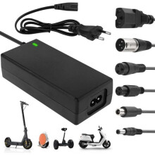Ladegerät für Elektroroller, 42V 2A Hoverboard-Ladegerät, Akkuladegerät für Elektroroller mit 6 Anschlüssen, Ladegerät
