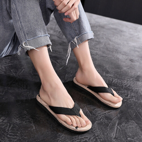 Men's Wood Grain Leather Flip Flops – Lightweight, 2