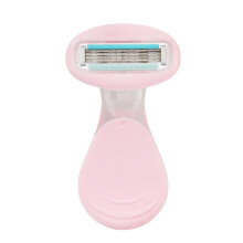 Mini rasoio viola da ragazza con 2 lame di ricambio, manico corto e largo in resina siliconica antiscivolo, portatile per i viaggi.