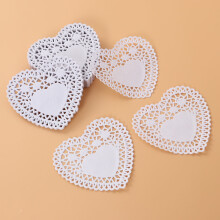 Doilies Páipéir Bhána i gCruth Croí le haghaidh Maisiú Císte 250 píosa