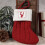 Meia de Natal com iniciais em tricô vermelho e branco de 18 cm (7 polegadas). 2