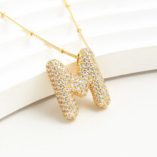 Aakkosellinen riipuskaulakoru naisille kuutiometrisillä zirkonioilla