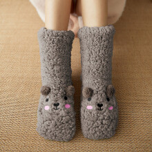 Chaussettes brodées ours en peluche pour femmes, chaudes et antidérapantes, pour la maison