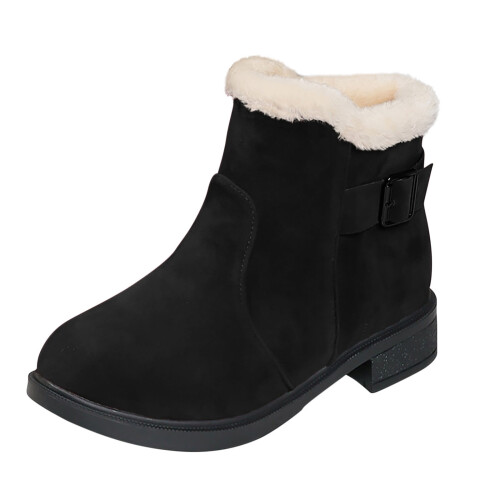 Botas femininas com laço, pretas, em nylon e elastano, cano médio e salto baixo.