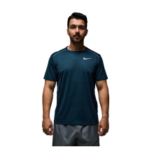 Camiseta de manga corta Nike Dri-FIT Miler, color azul marino, talla M del Reino Unido.