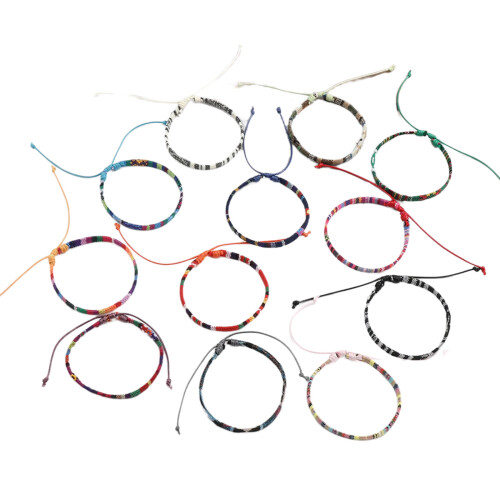 Handgefertigte, gewebte Armbänder aus Schnurseilschmuck mit