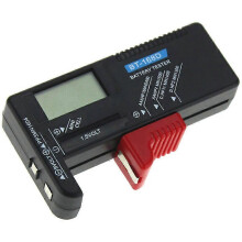 Universeller Batterietester mit Digitalanzeige für AA AAA C D 1,5 V 9 V Batterien und Knopfzellen